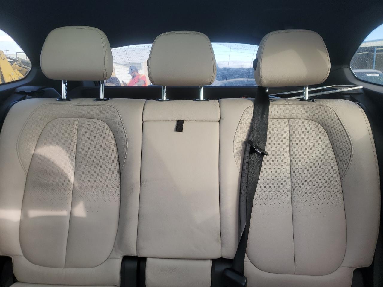 2017 BMW X1 - Image 10