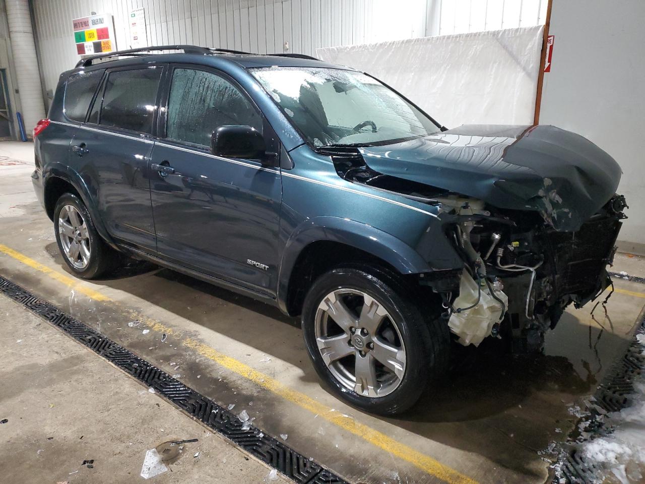 2010 Toyota RAV 4 - Image 4