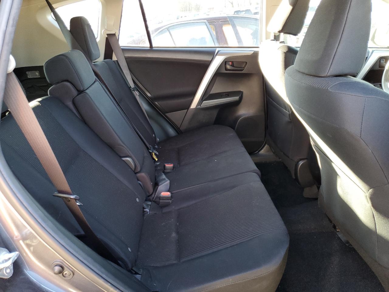 2018 Toyota RAV 4 - Image 10