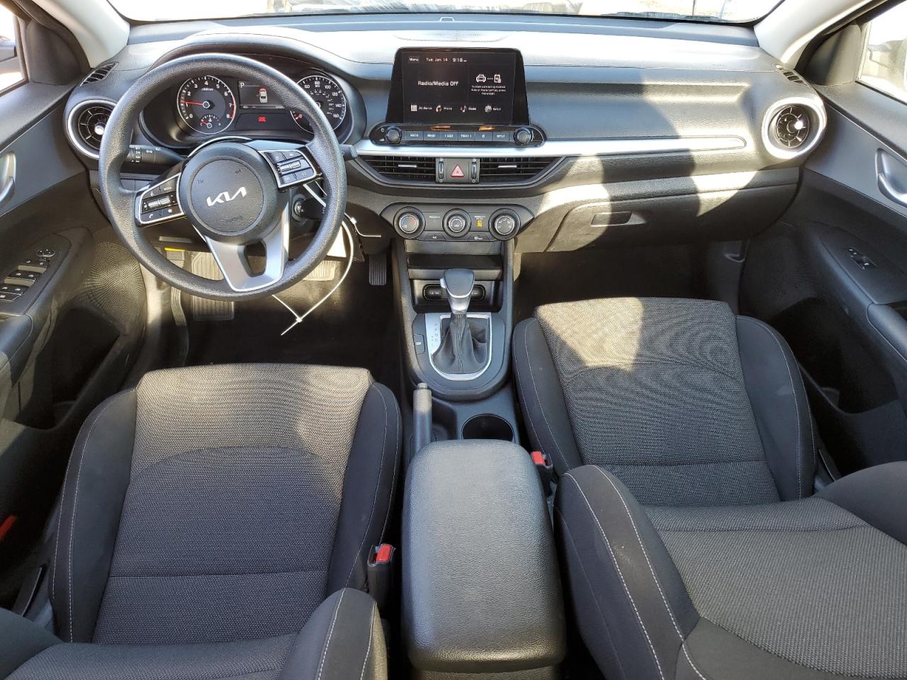 2023 Kia Forte - Image 8