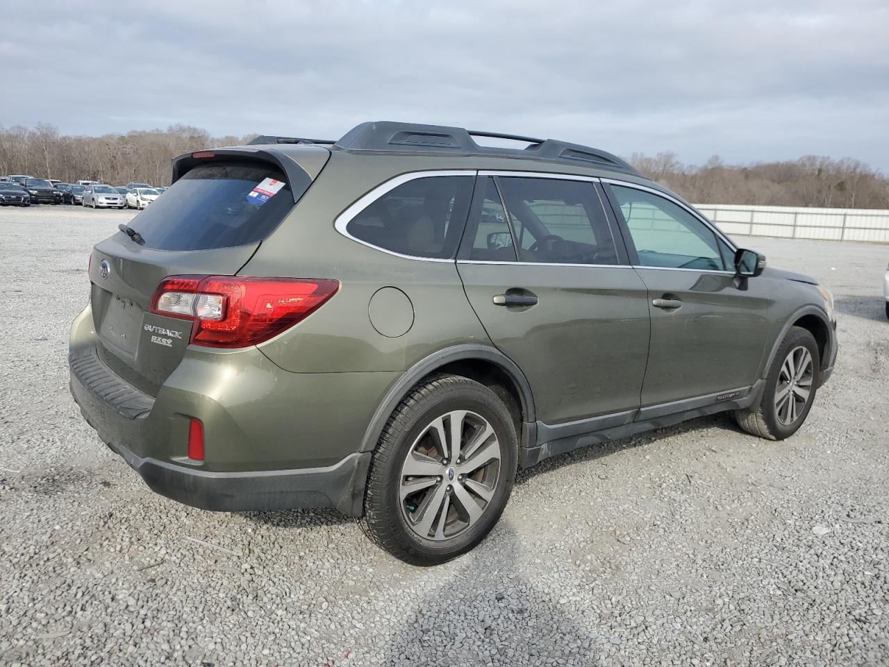 2015 Subaru Outback - Image 3