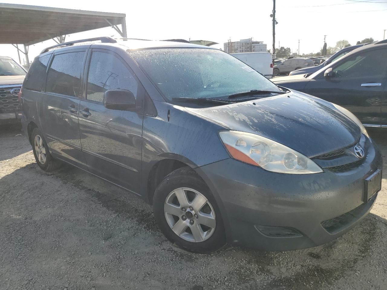 2009 Toyota Sienna - Image 4