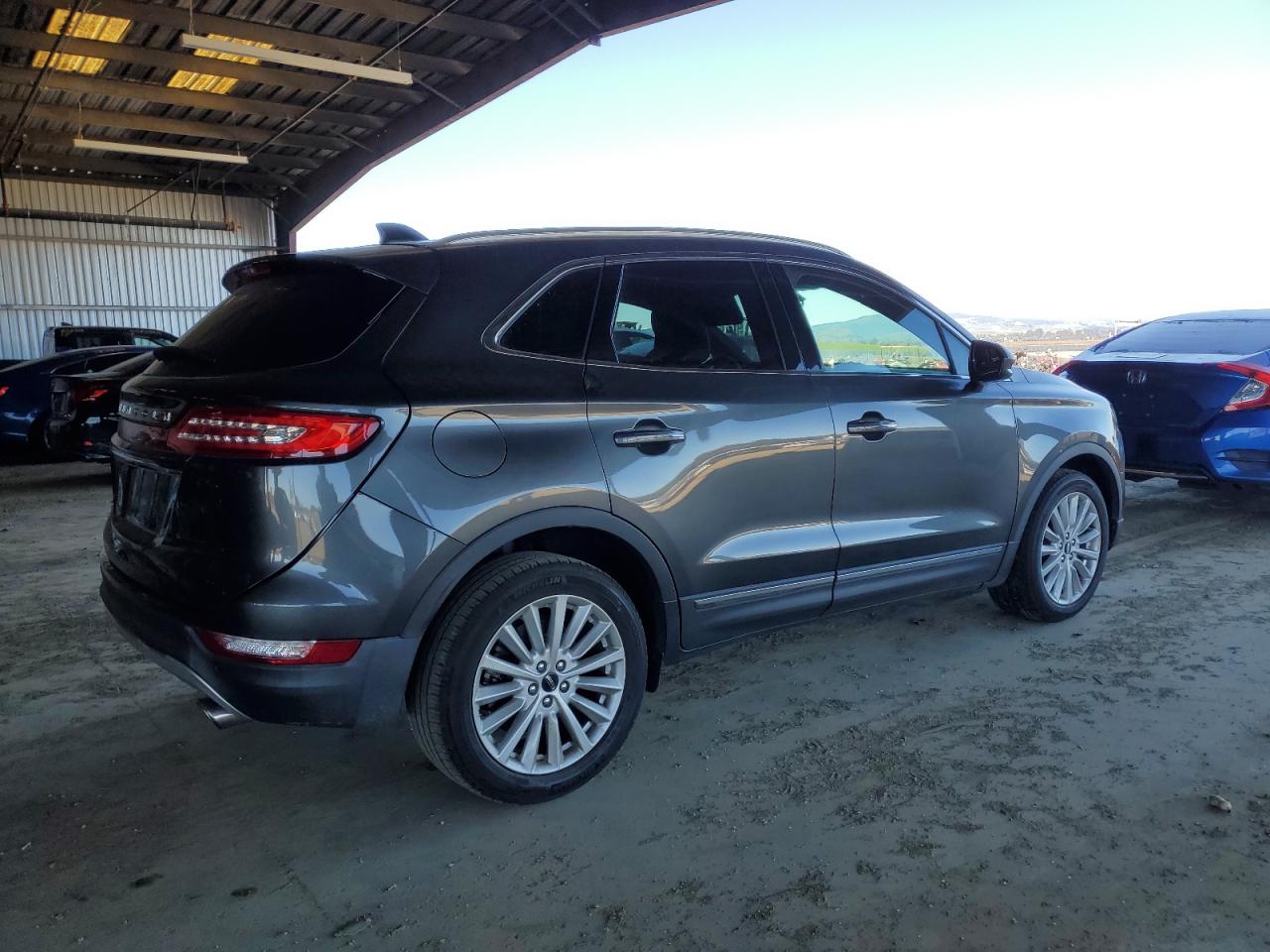 2019 Lincoln MKZ - Image 3