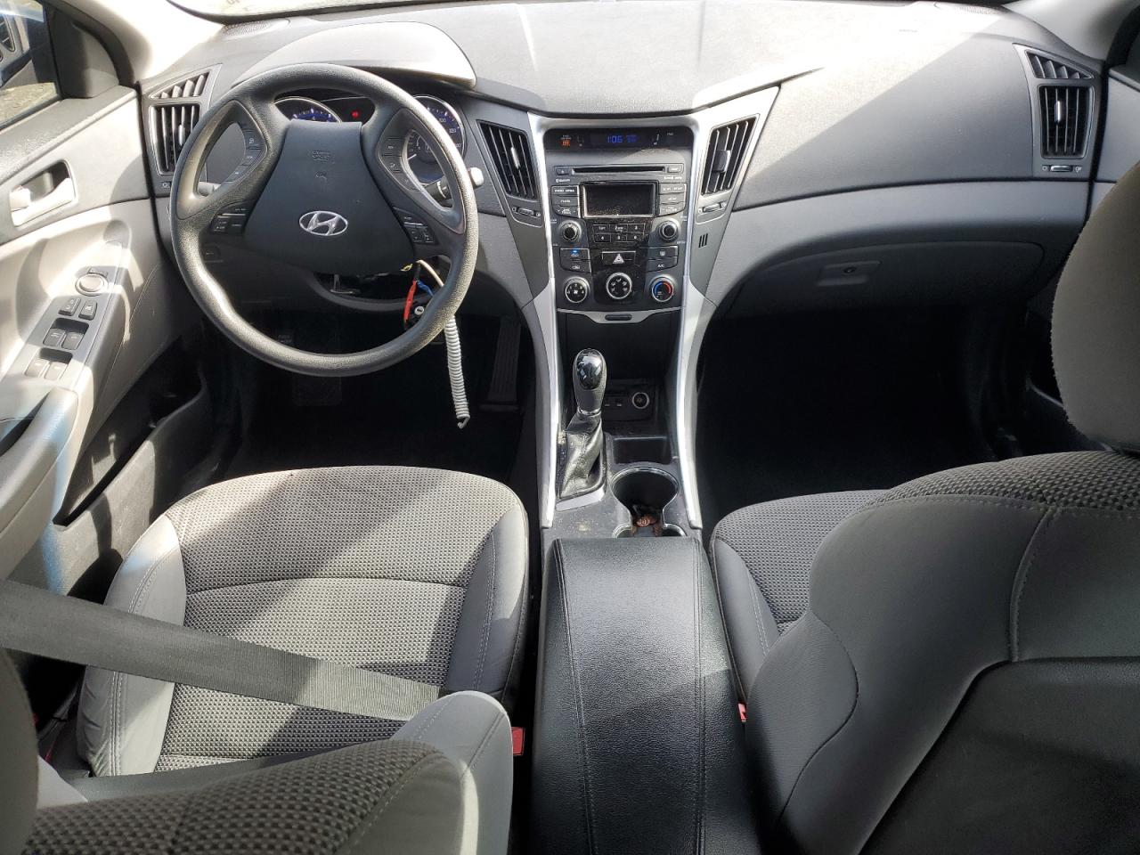 2014 Hyundai Sonata - Image 8