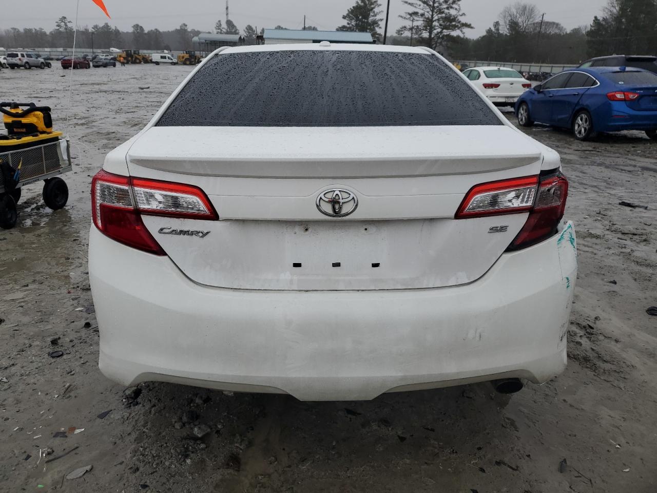 2012 Toyota Camry - Image 6