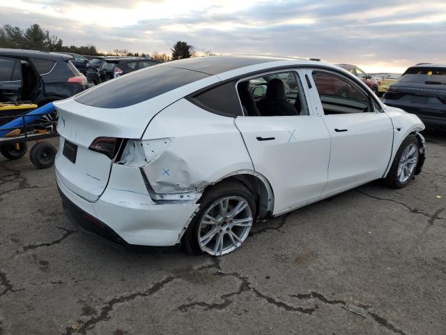  TESLA MODEL Y 2023 Белый