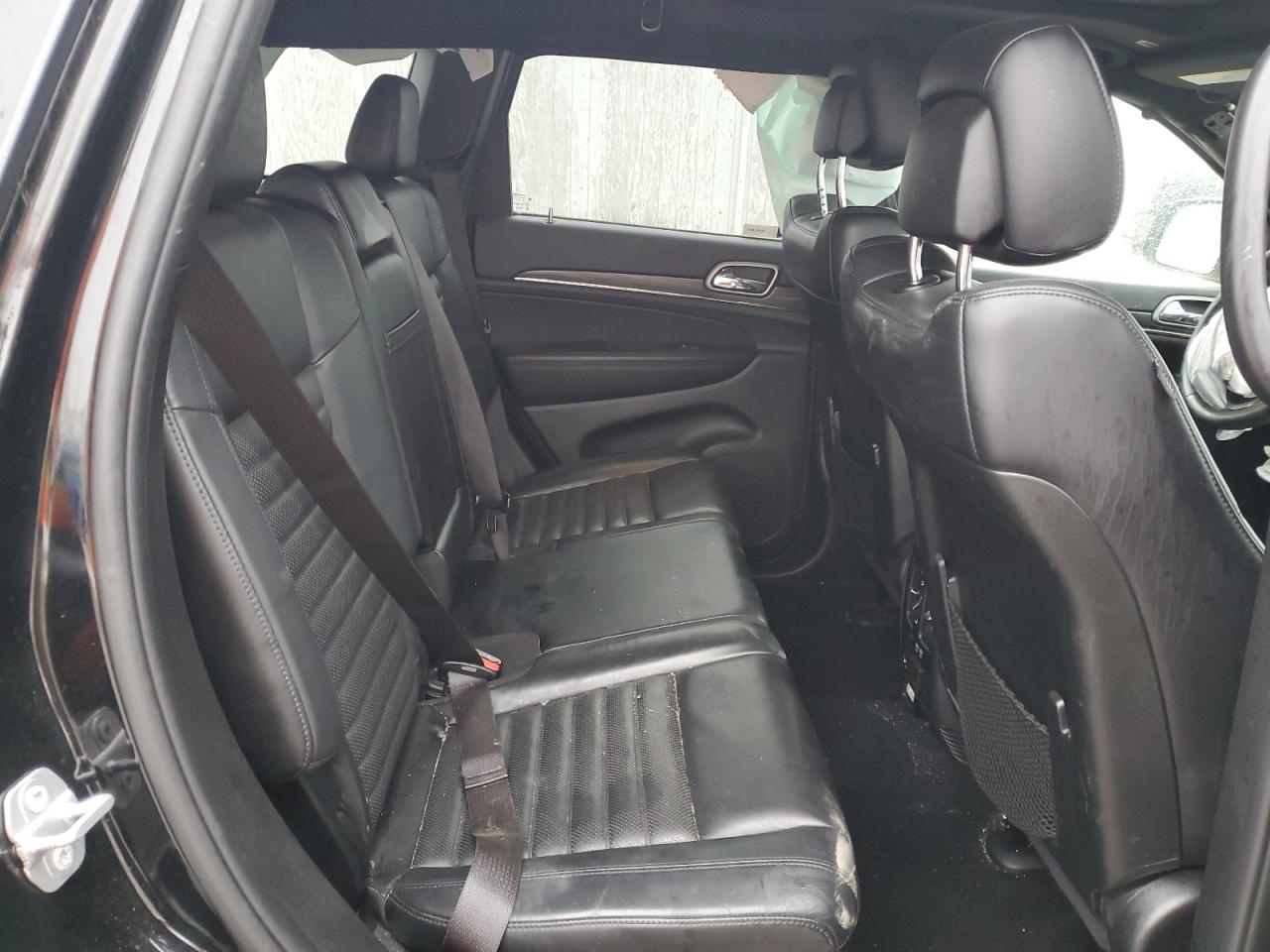 2019 Jeep Grand Cherokee - Image 11