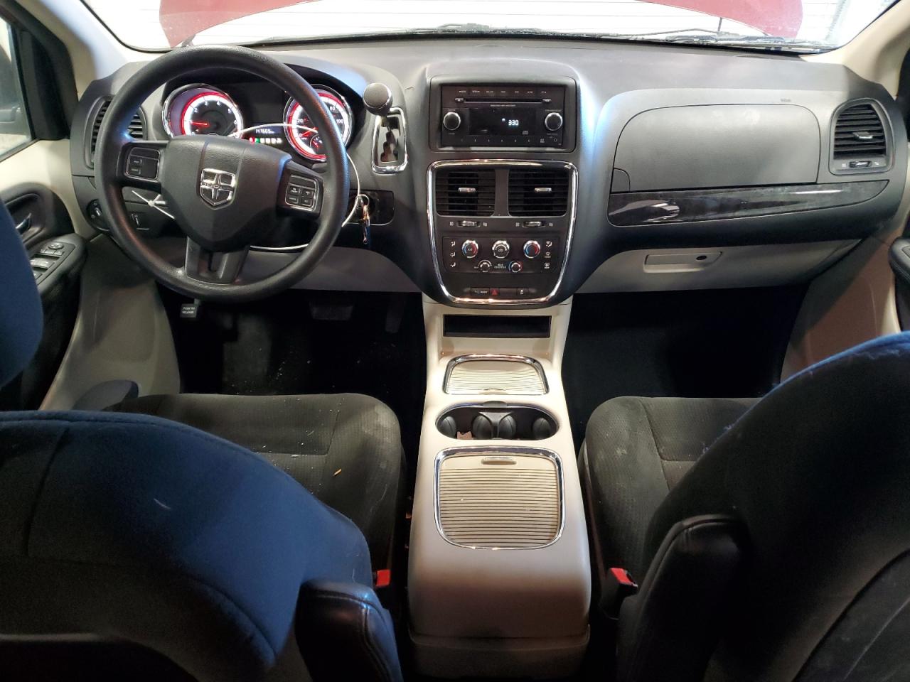 2016 Dodge Caravan - Image 8