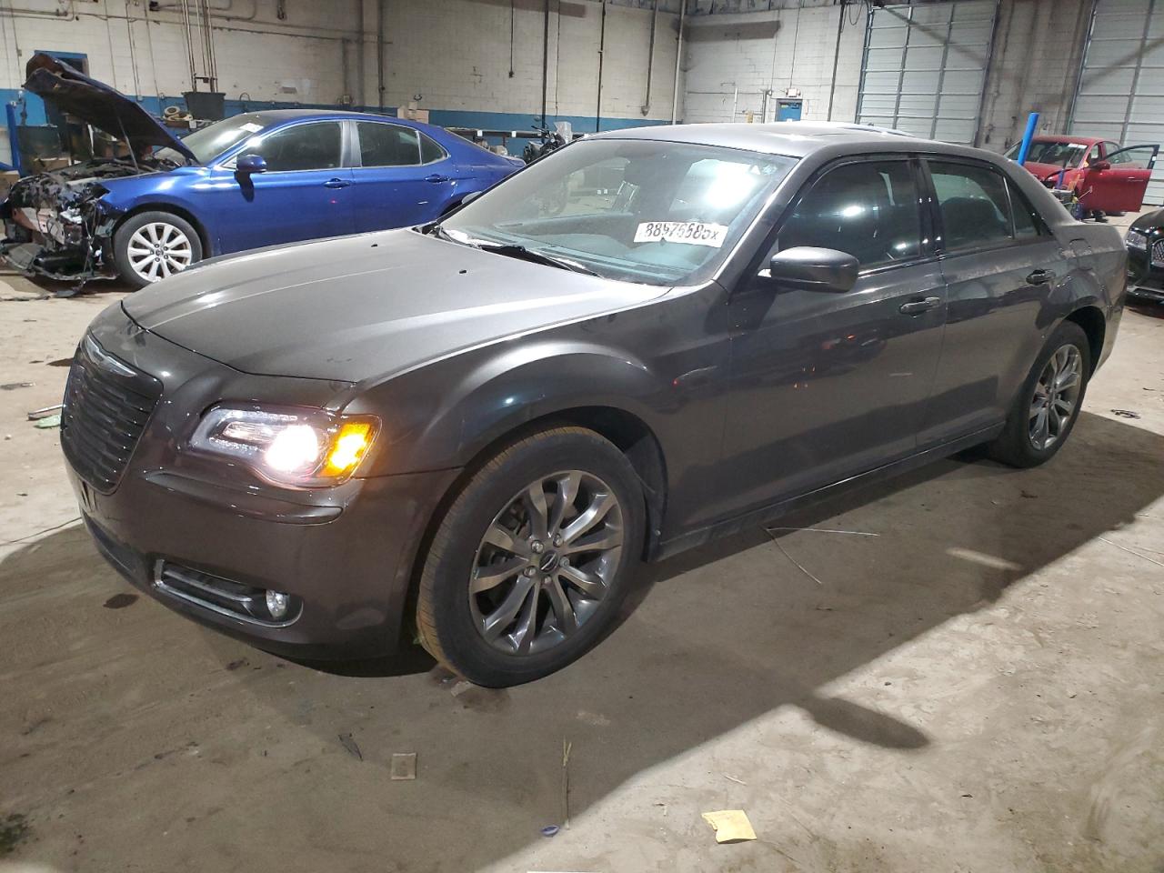 VIN 2C3CCAGGXEH383594 2014 CHRYSLER 300 no.1