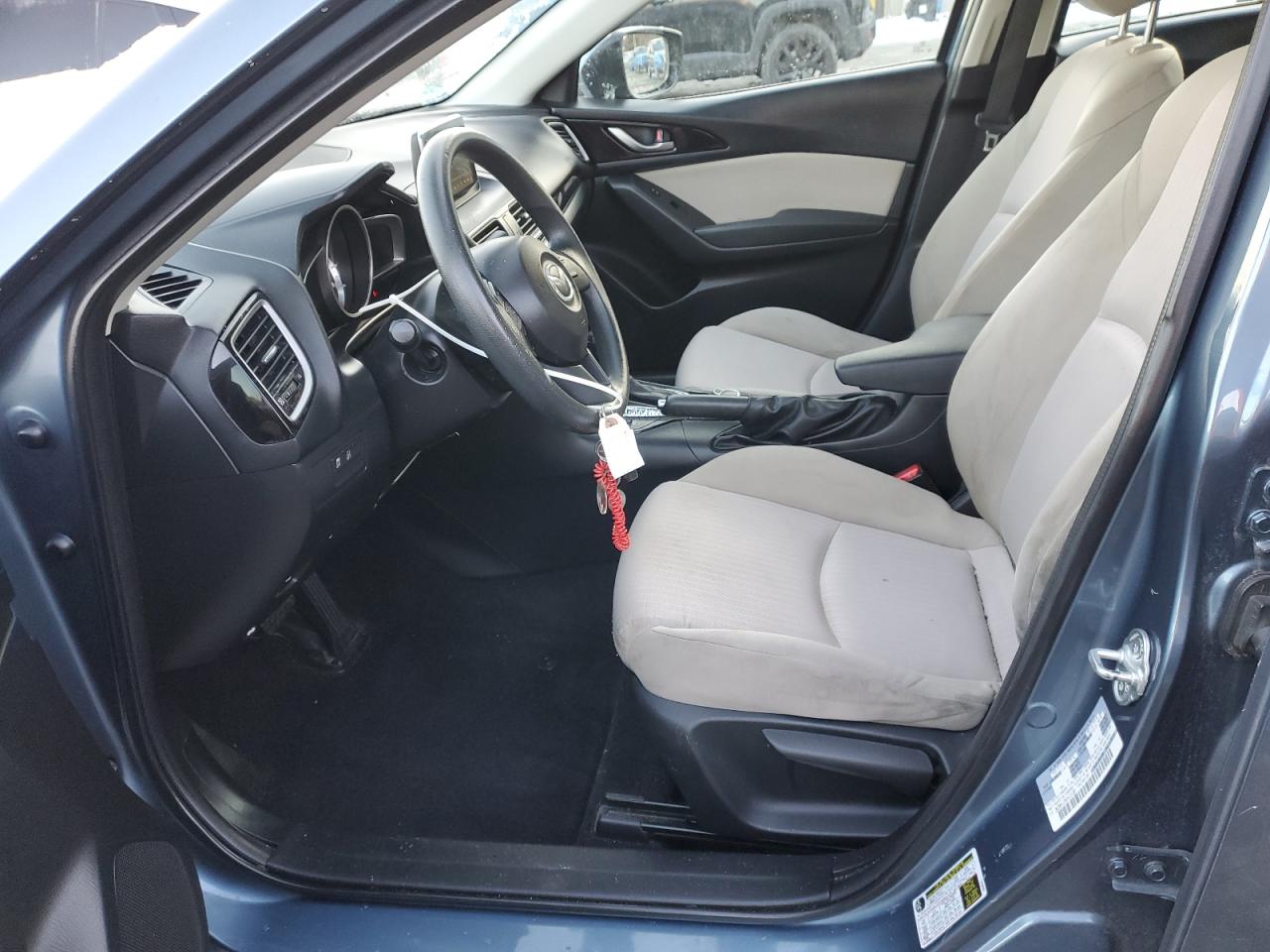2015 Mazda 3 - Image 7