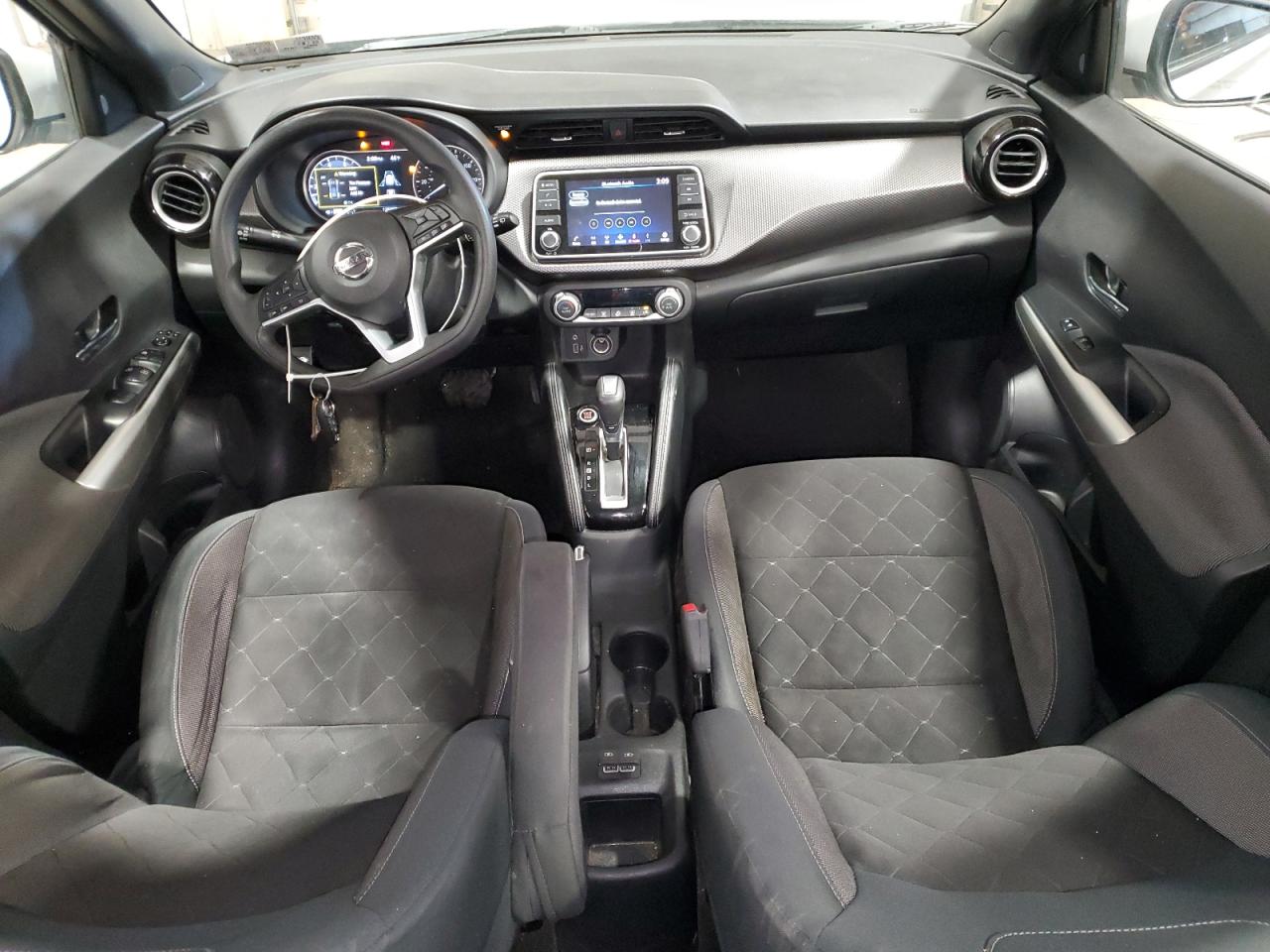 2020 Nissan Kicks - Image 8