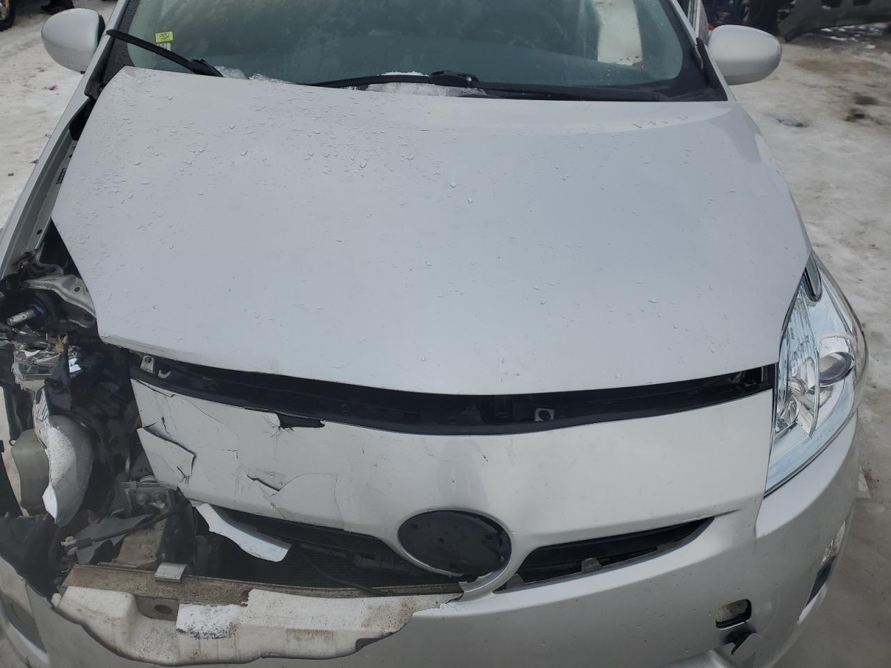 2010 Toyota Prius - Image 11