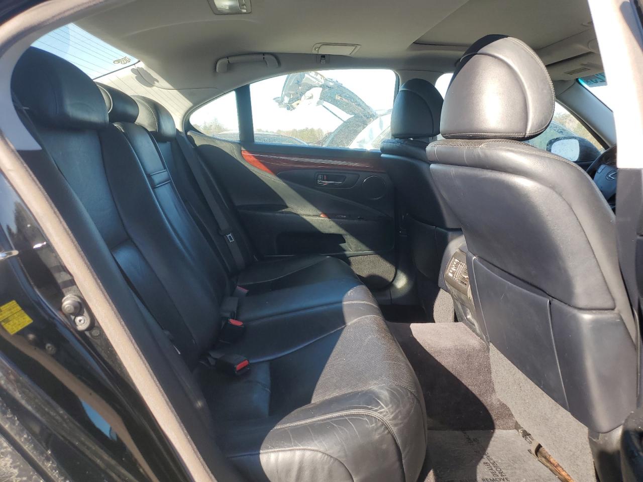 2007 Lexus LS - Image 11