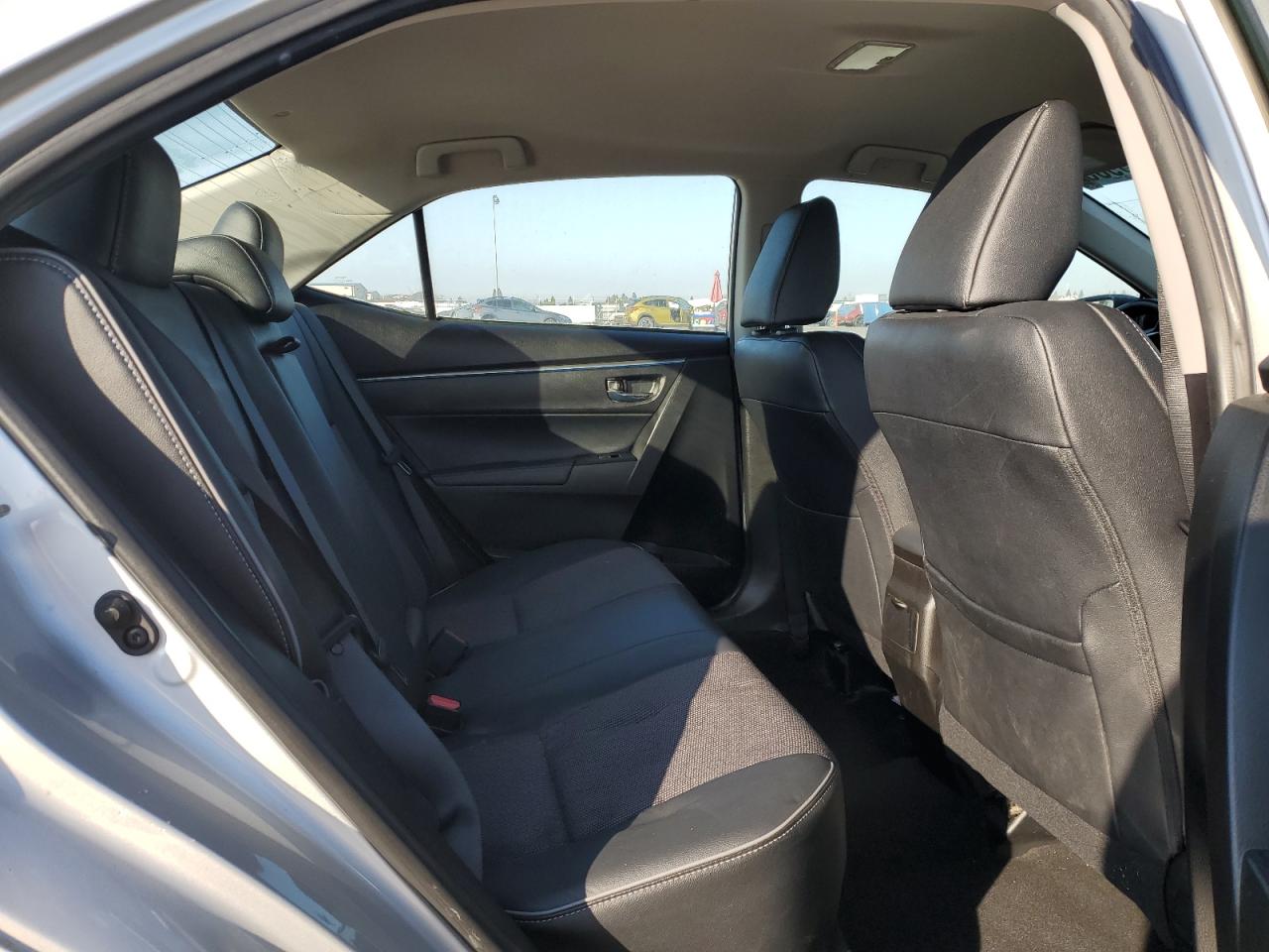 2016 Toyota Corolla - Image 11