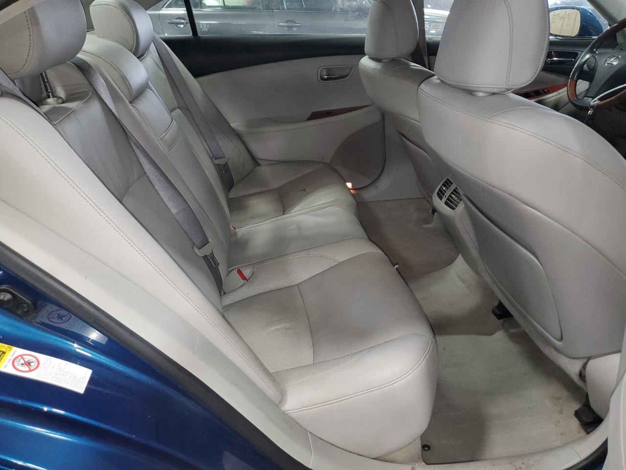 2008 Lexus ES - Image 10
