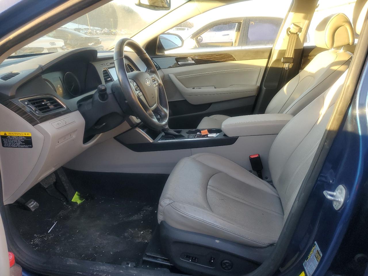 2017 Hyundai Sonata - Image 7