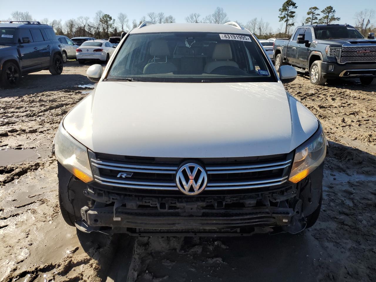 2016 Volkswagen Tiguan - Image 5