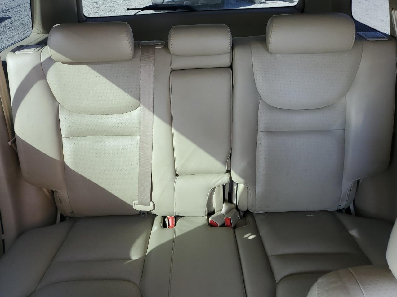 2003 Toyota Highlander - Image 10