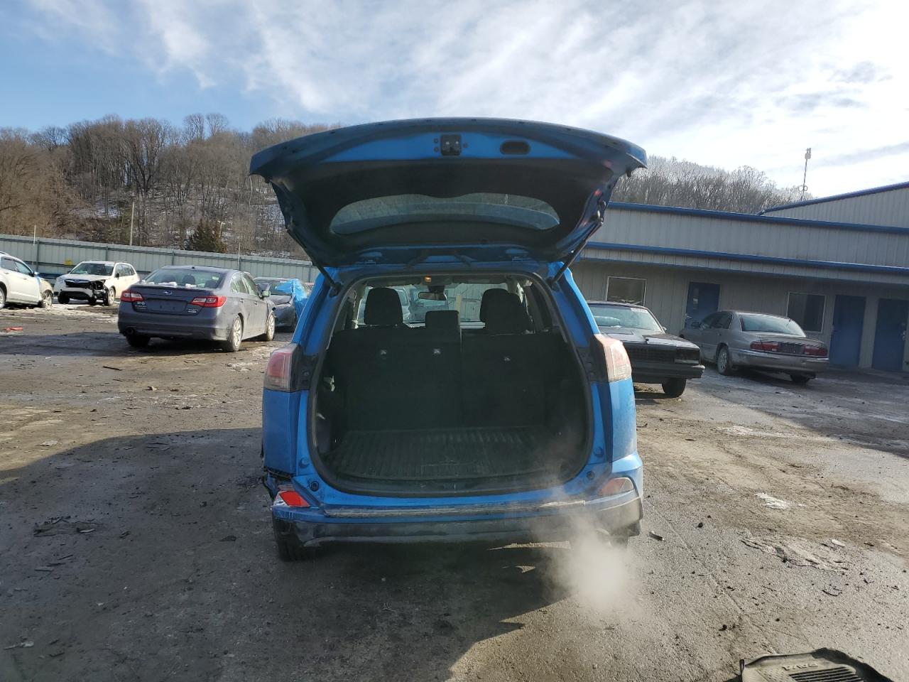 2018 Toyota RAV 4 - Image 6