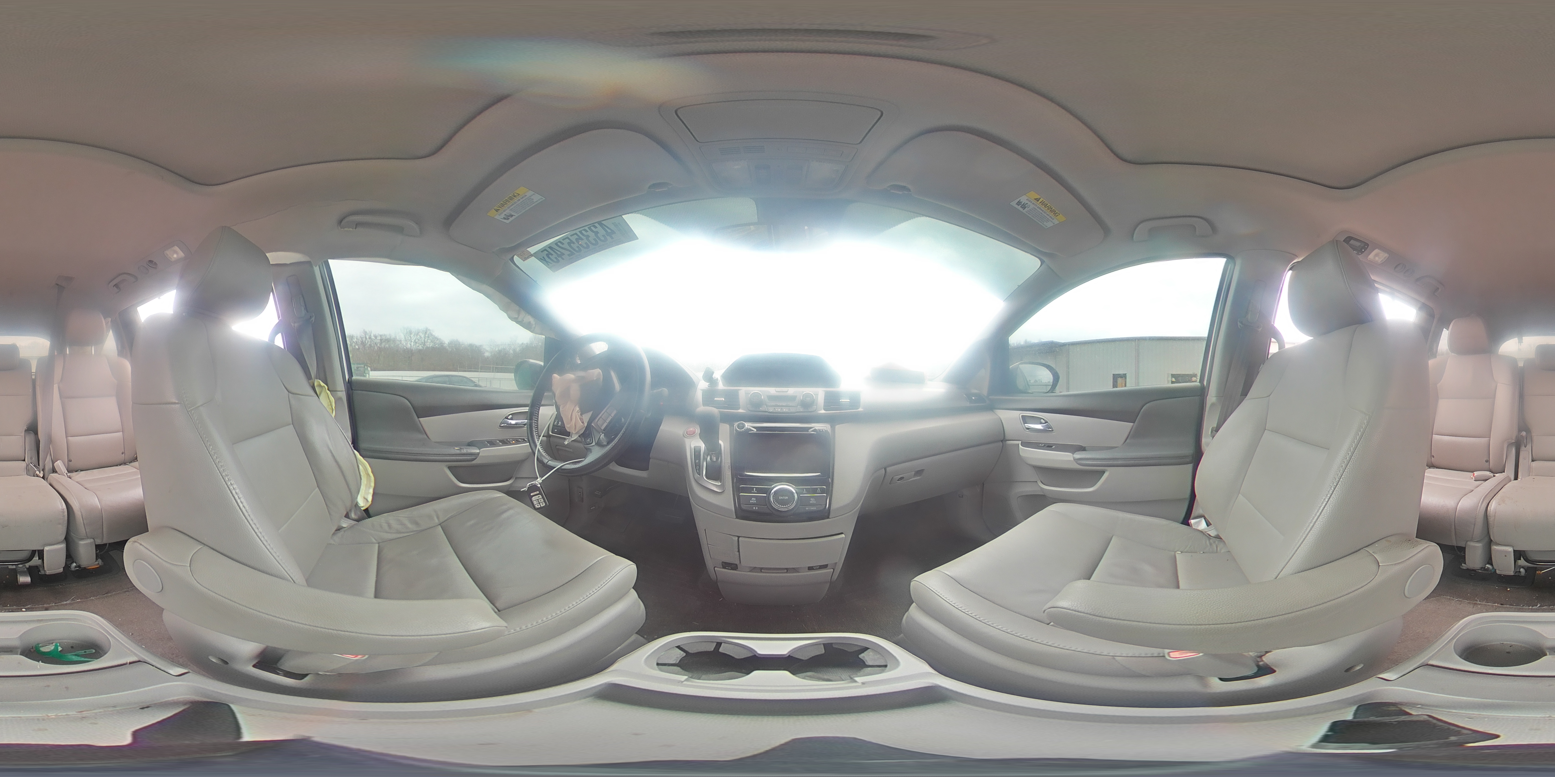 2014 Honda Odyssey - Image 14