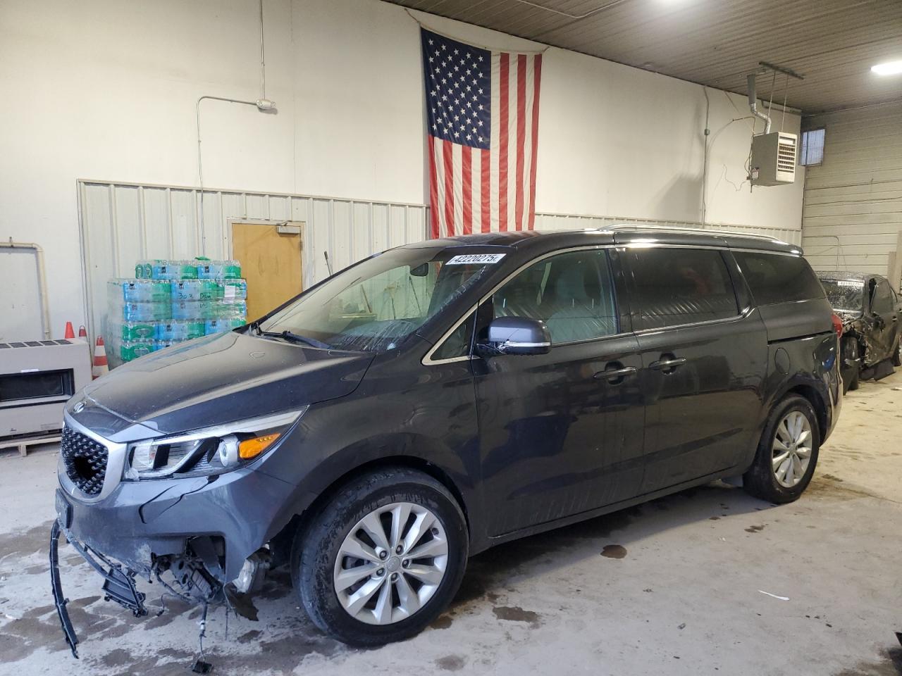 2015 Kia Sedona - Image 1