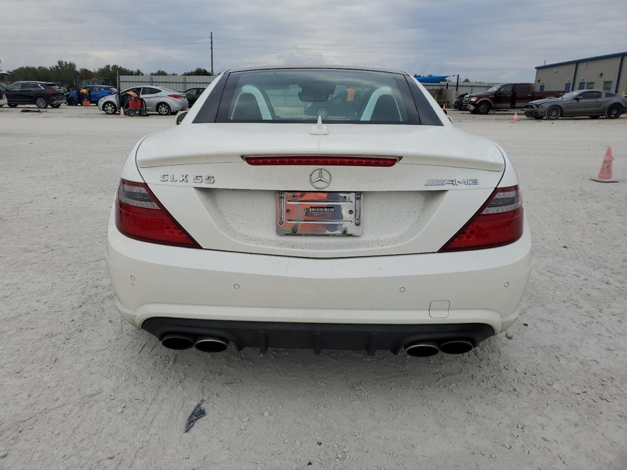 VIN WDDPK7FA8GF125164 2016 MERCEDES-BENZ SLK-CLASS no.6