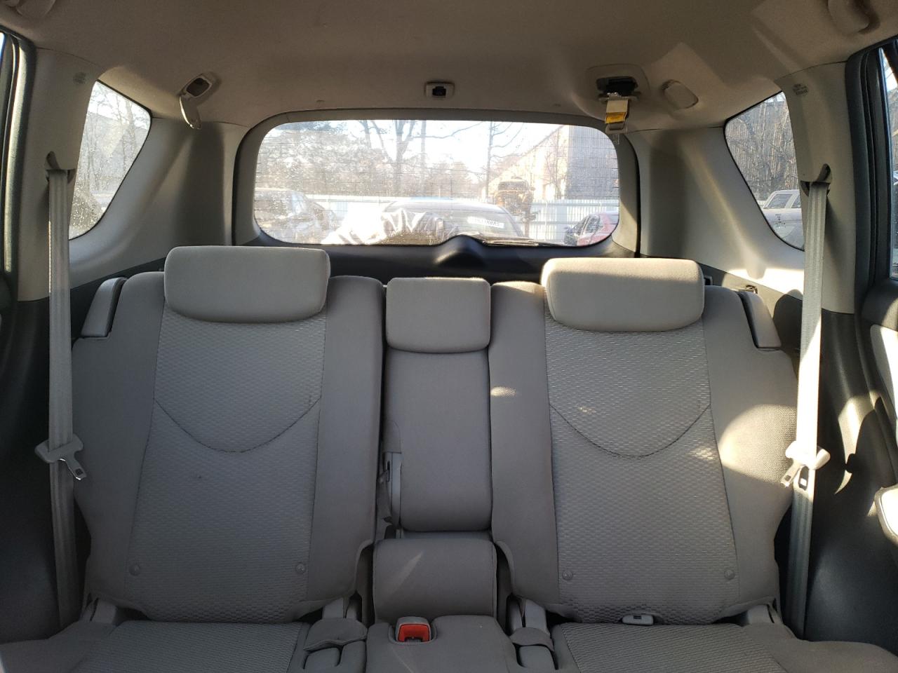 2011 Toyota RAV 4 - Image 10