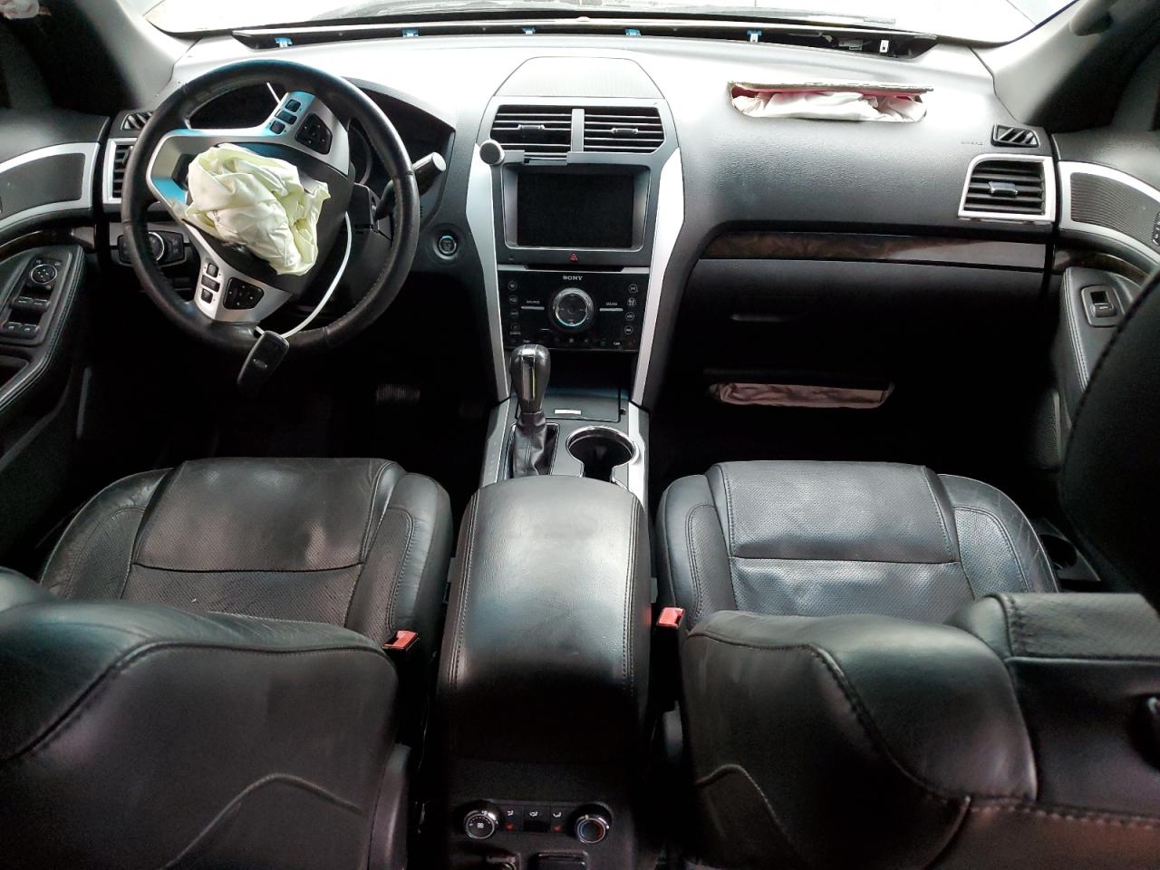 2014 Ford Explorer - Image 8