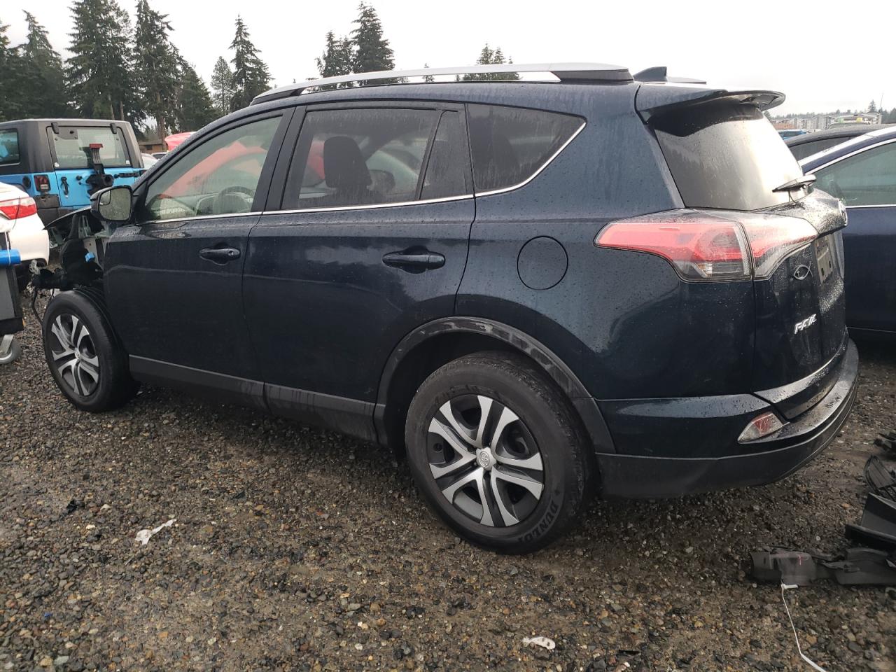 VIN JTMBFREV9HJ713873 2017 TOYOTA RAV4 no.2