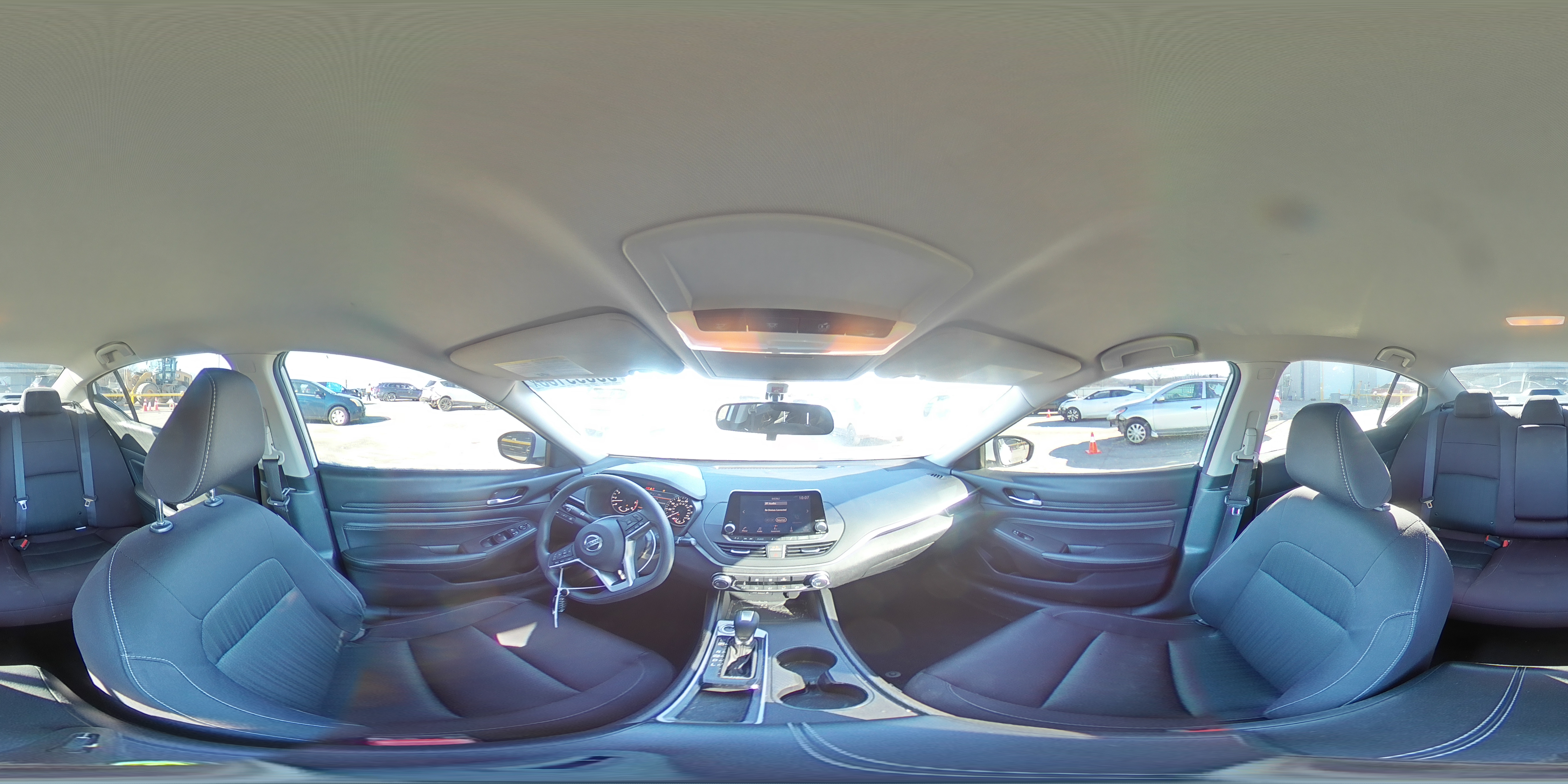 2020 Nissan Altima - Image 14