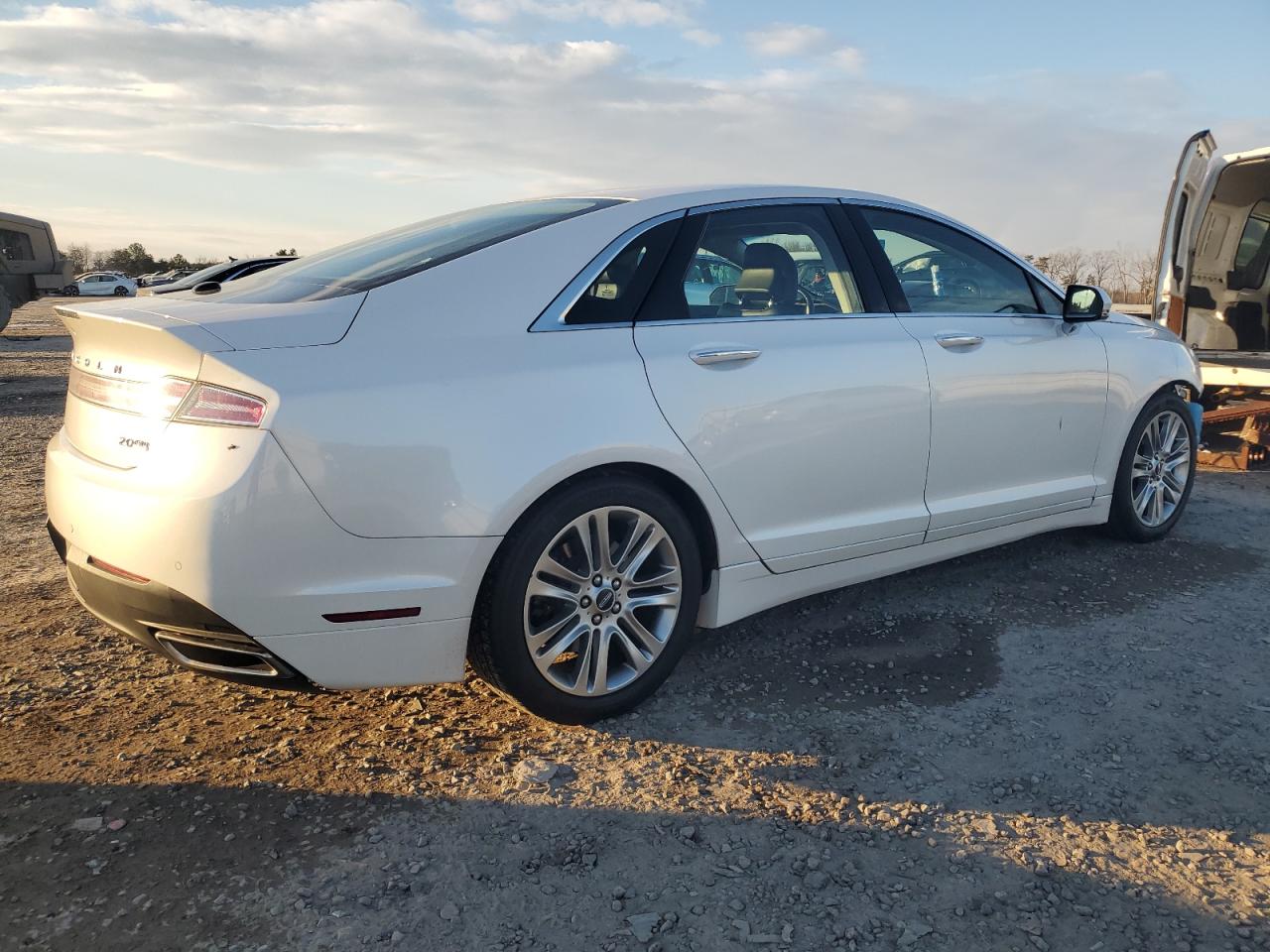 2013 Lincoln MKZ - Image 3