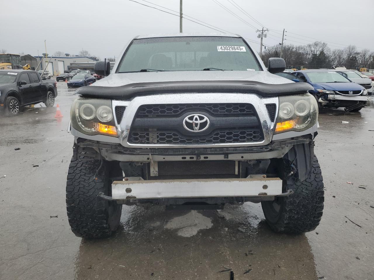 2011 Toyota Tacoma - Image 5