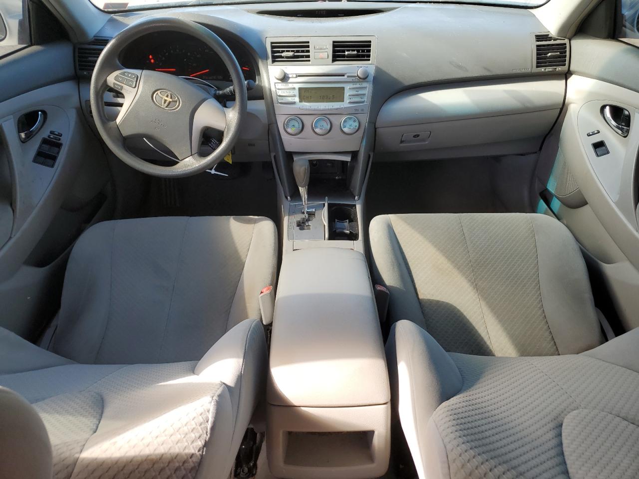 2009 Toyota Camry - Image 8
