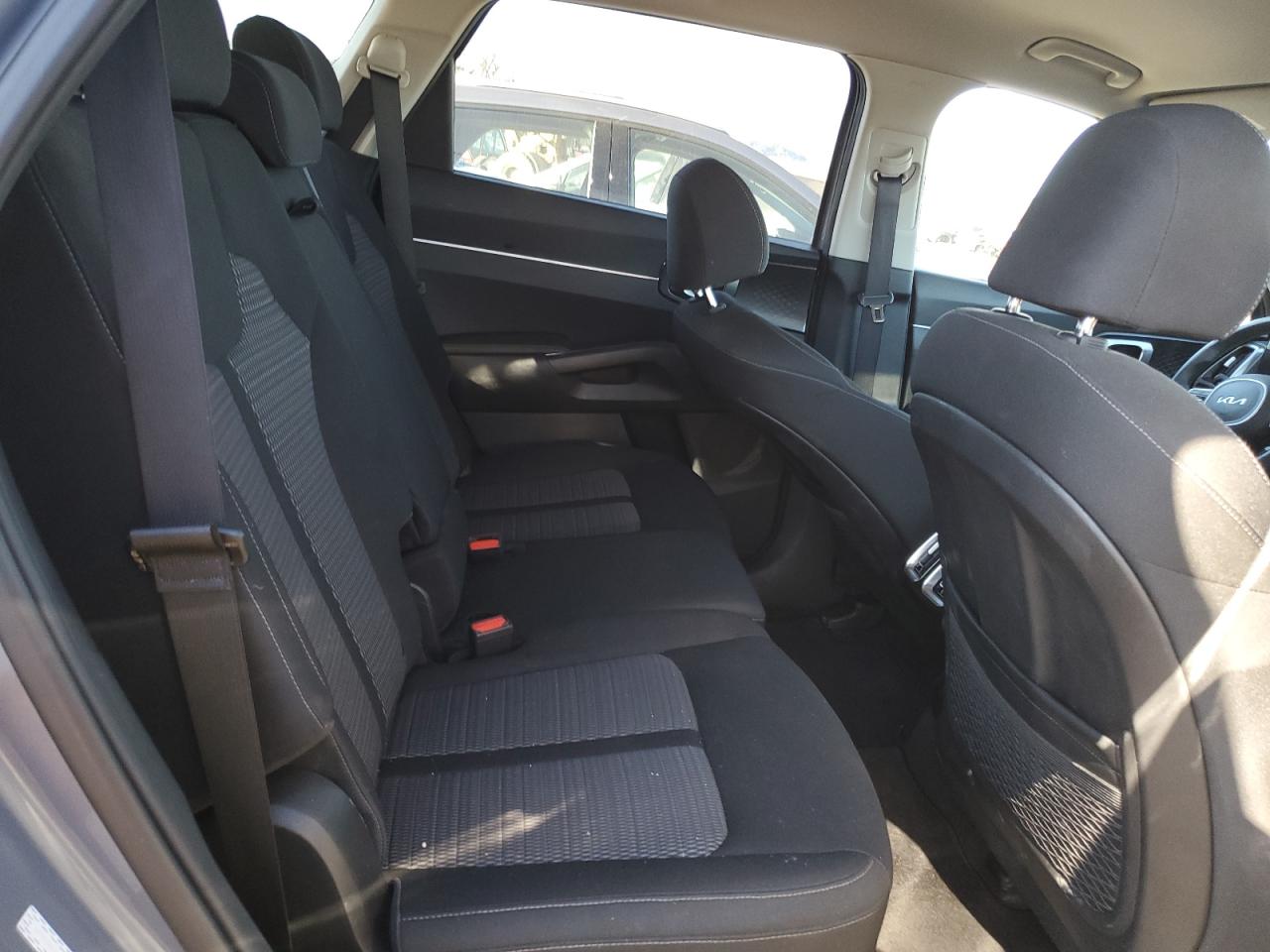 2023 Kia Sorento - Image 11