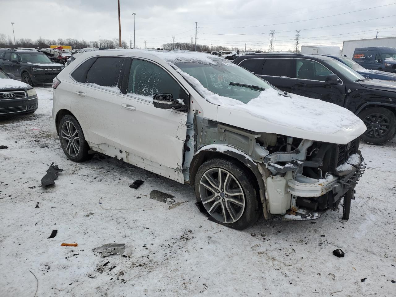 2019 Ford Edge - Image 4