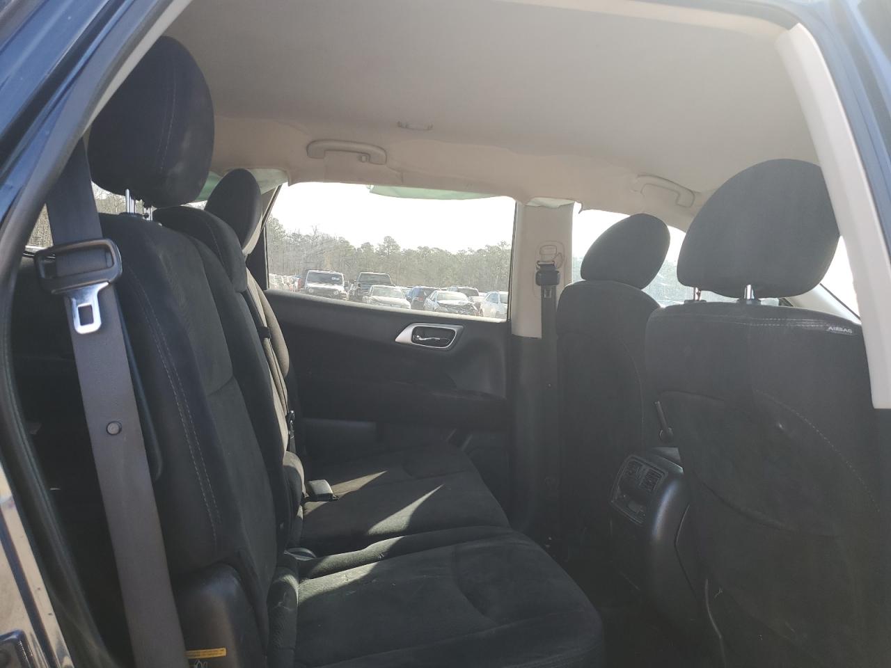 2014 Nissan Pathfinder - Image 12