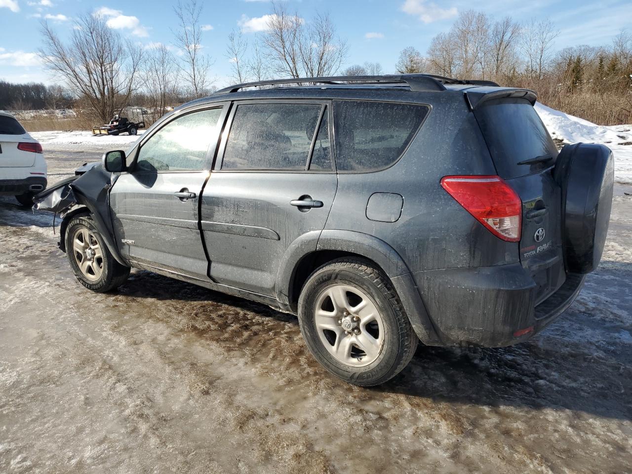 2007 Toyota RAV 4 - Image 2