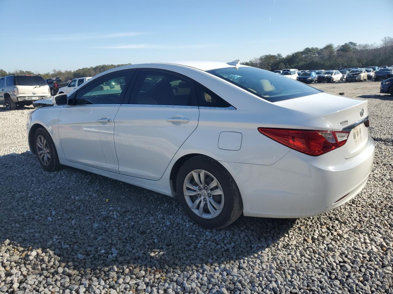 2013 Hyundai Sonata - Image 2