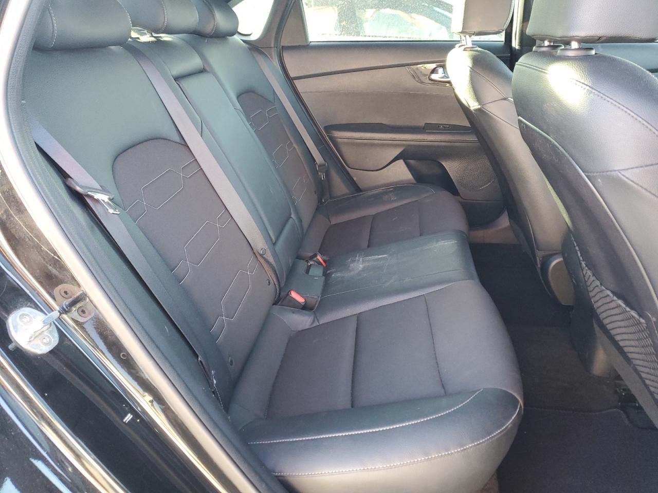 2020 Kia Forte - Image 10