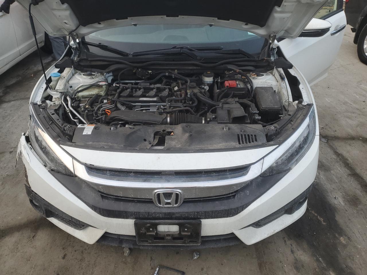 2018 Honda Civic - Image 11