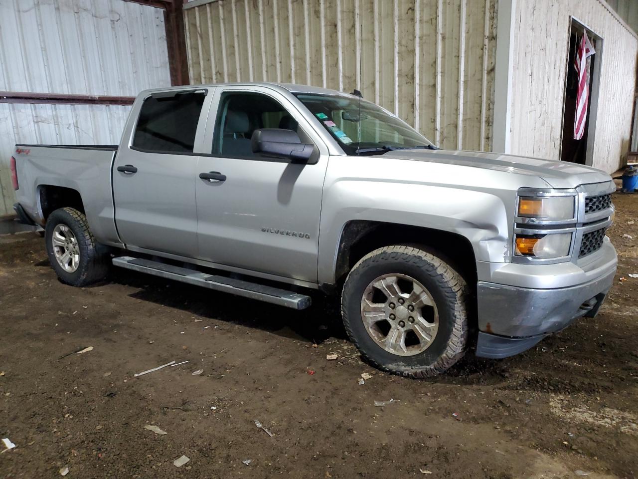 2014 Chevrolet Silverado - Image 4