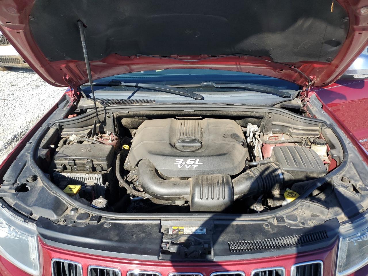 2014 Jeep Grand Cherokee - Image 12