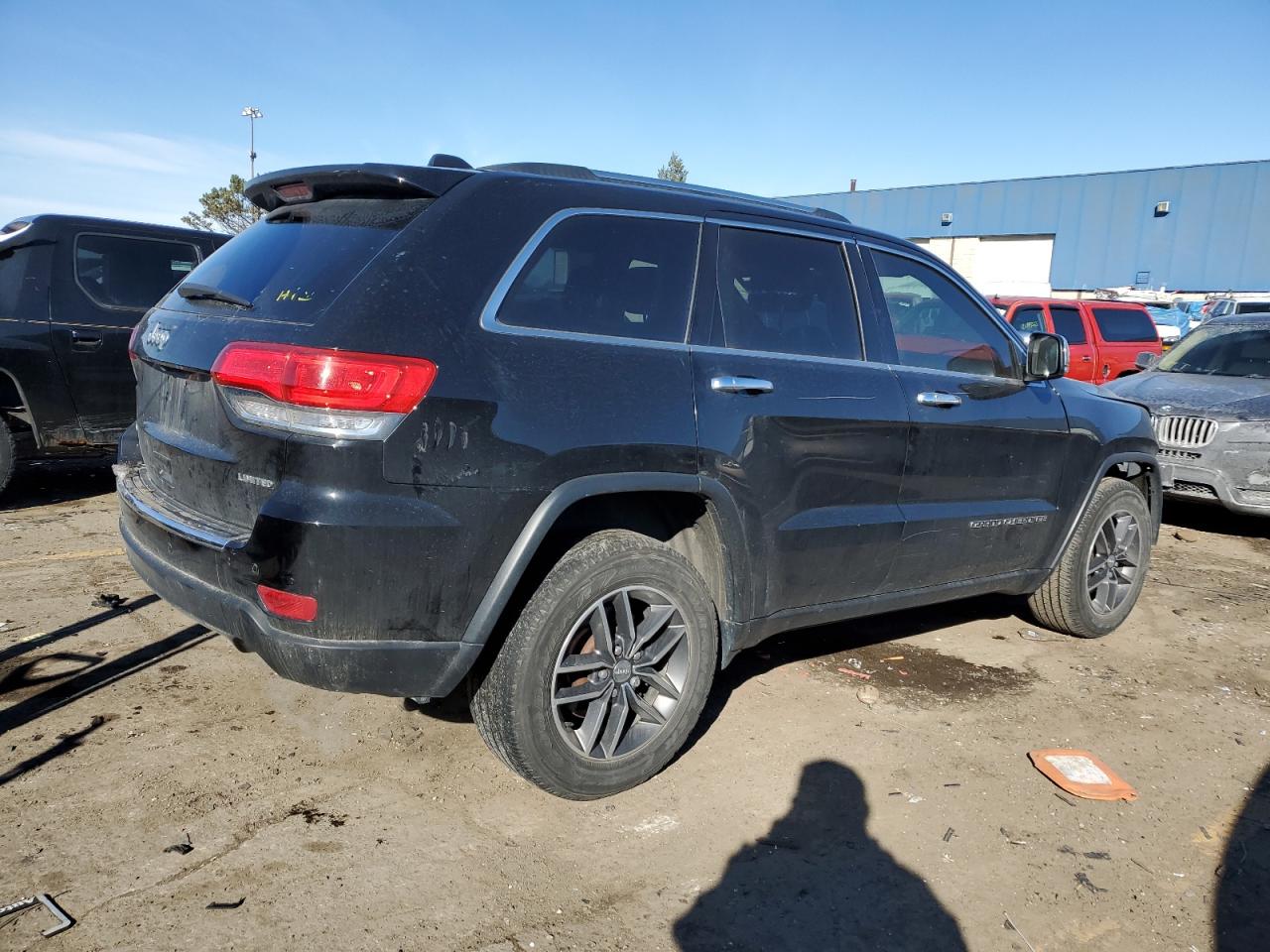 2017 Jeep Grand Cherokee - Image 3