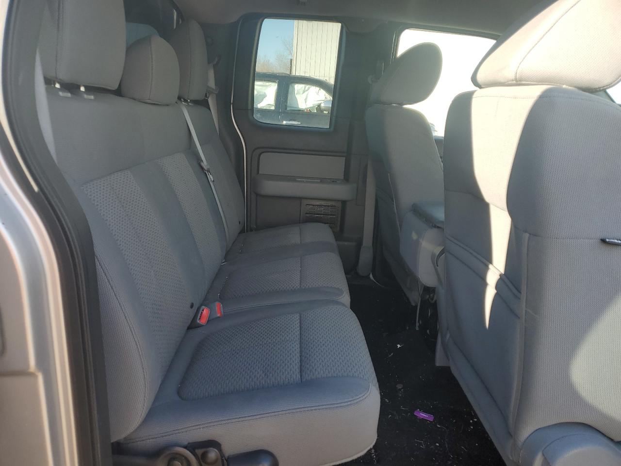 2011 Ford F-150 - Image 11