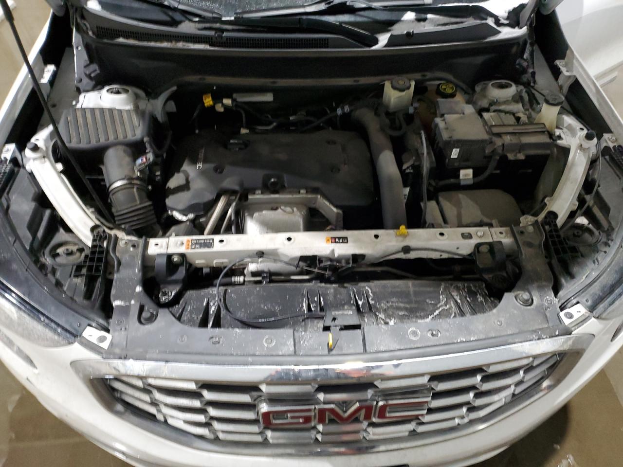 2018 GMC Terrain - Image 14