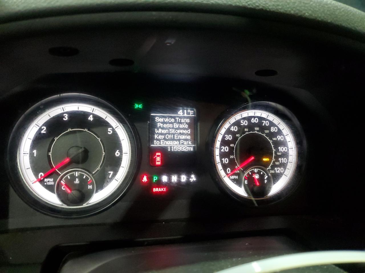 2016 RAM 1500 - Image 9