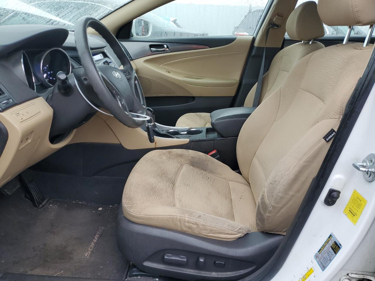 2012 Hyundai Sonata - Image 7