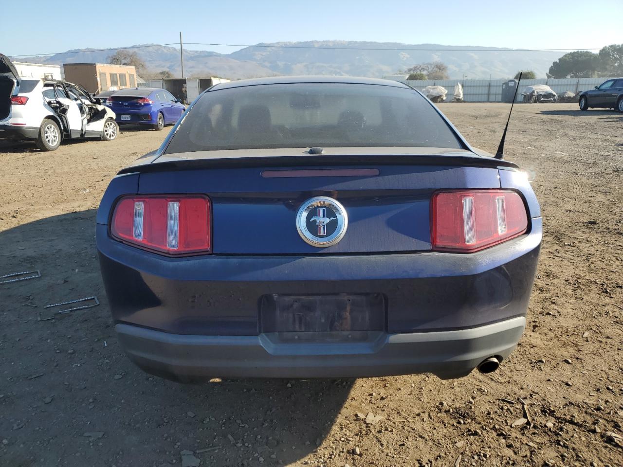 2010 Ford Mustang - Image 6