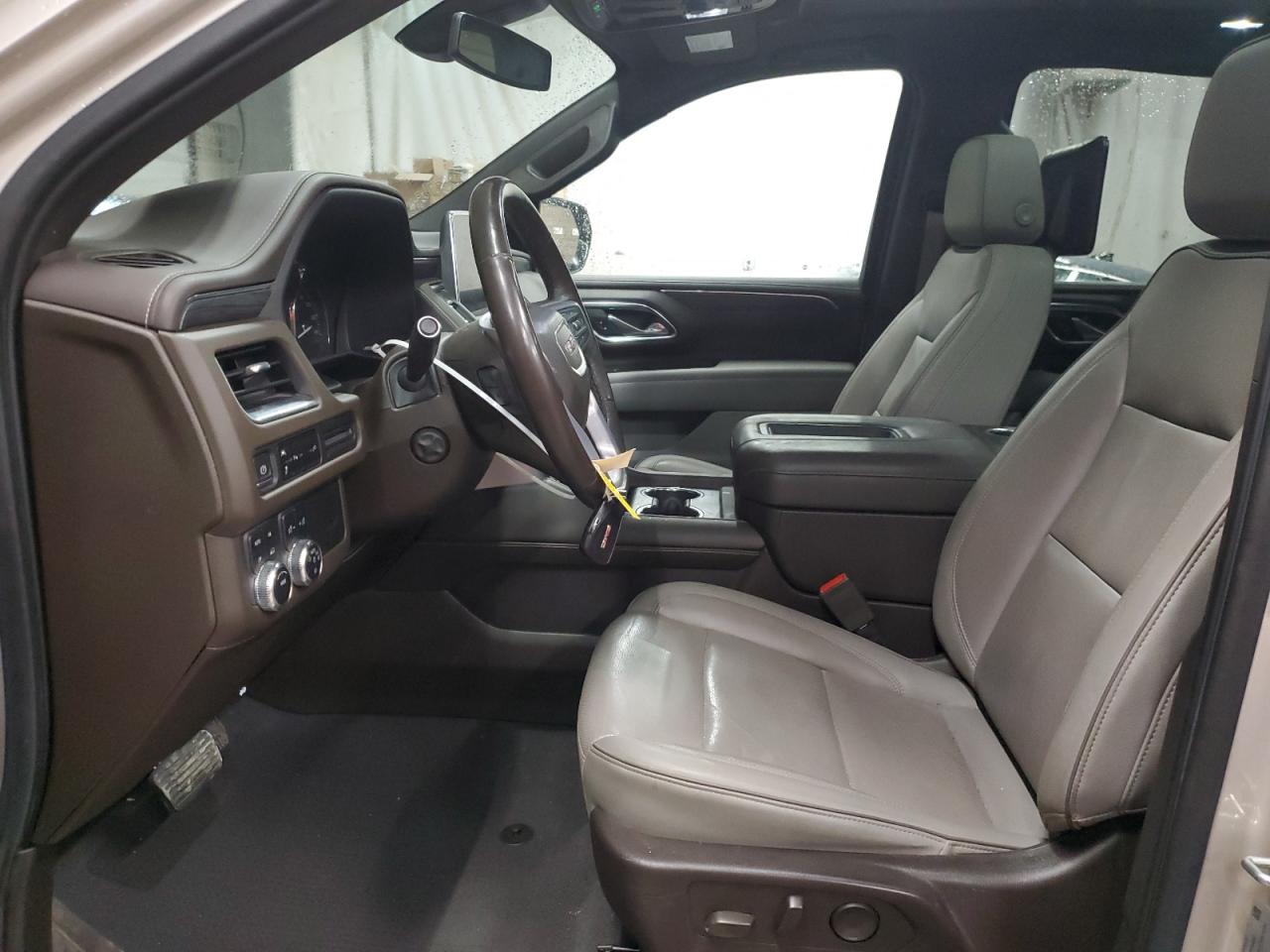 2021 GMC Yukon - Image 7