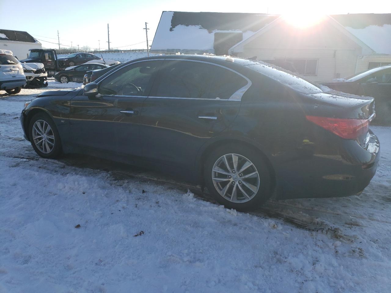 2015 Infiniti Q50 - Image 2